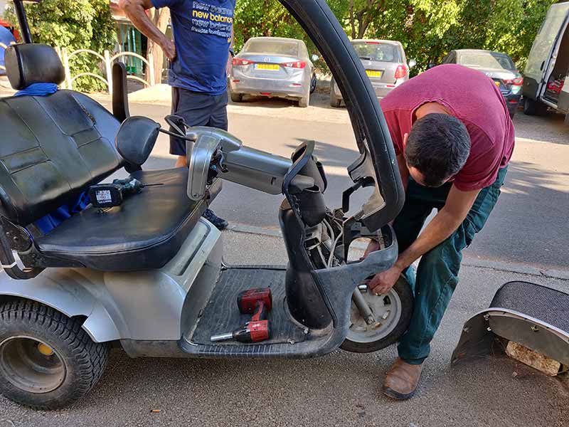 חנות חלקי חילוף לקלנועית